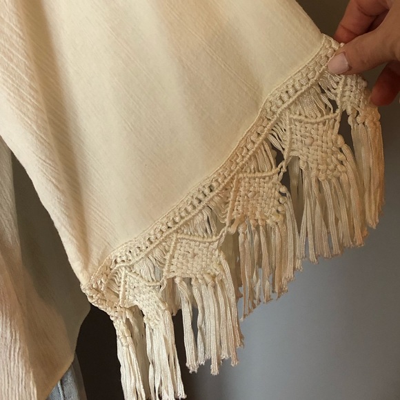 EUC. Calypso St. Barth open front fringe sleeve kimono. O/S - Picture 4 of 8